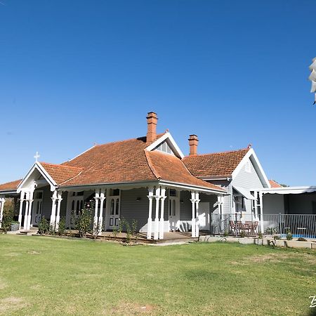 The Convent Boutique Accommodation Hay Exterior foto